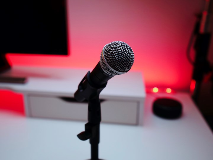 Podcast: nuovo strumento o ritorno al racconto orale?