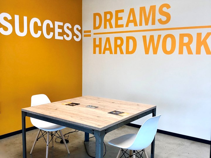 Perché abbandonare le tue mura domestiche e iniziare a lavorare in uno spazio di coworking adesso.